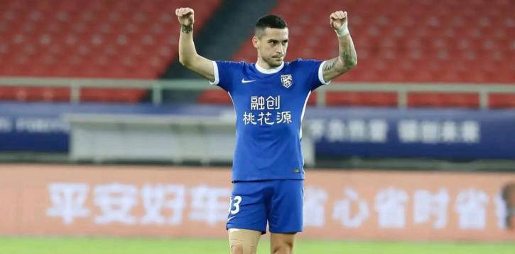 丘或许会成, 待斯科雷丘, 超冠军